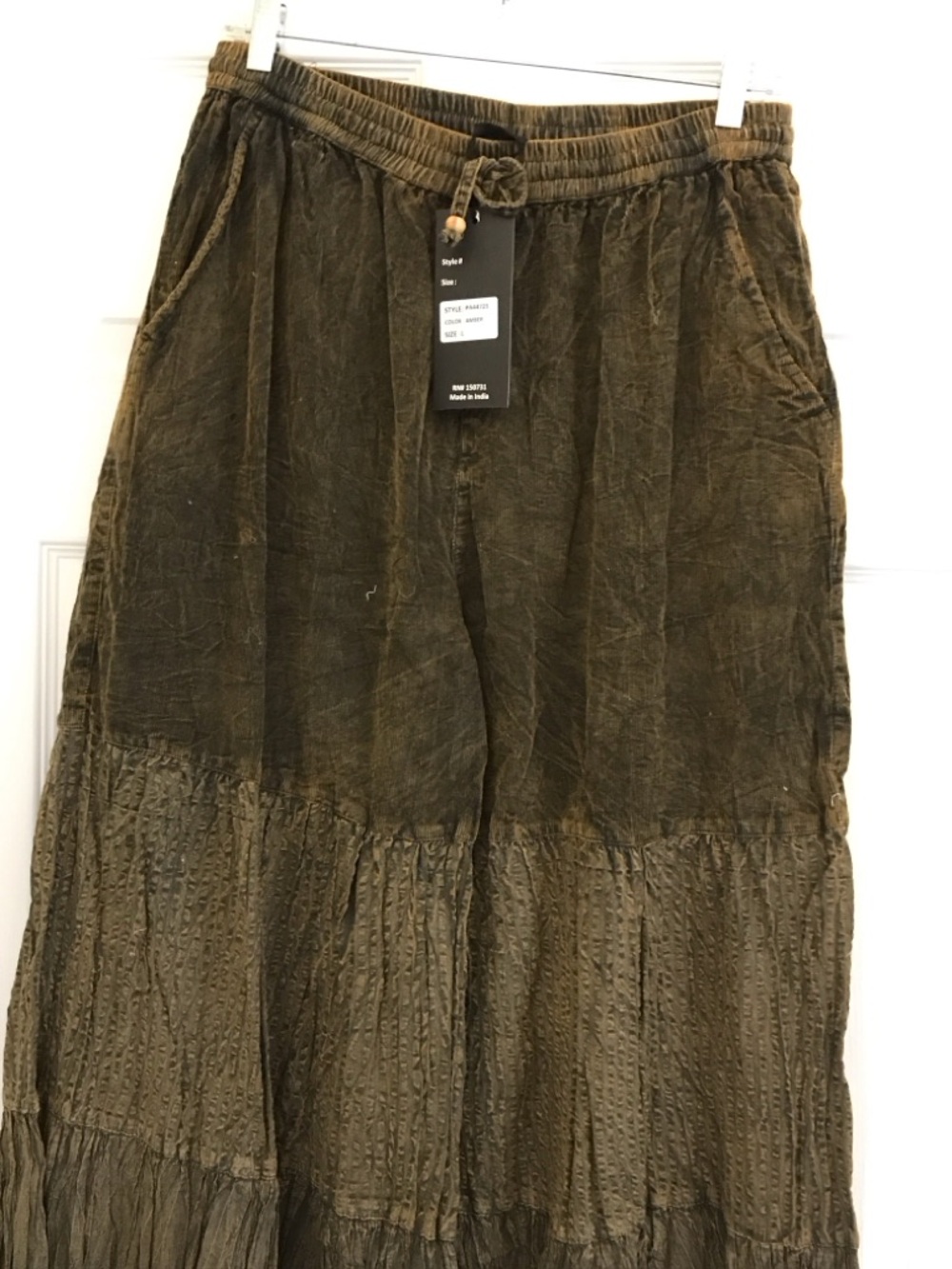 YOUNG THREAD NWT Pants Brown Black Wash Elastic Waist Size Medium - Picture 2 of 2